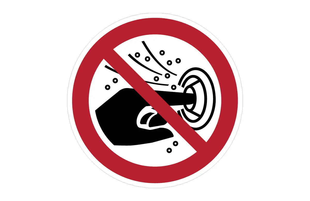 ISO 7010 P070 Do Not Put Finger Into The Nozzle of a Hydromassage Sign 300MM Sign CAD Block